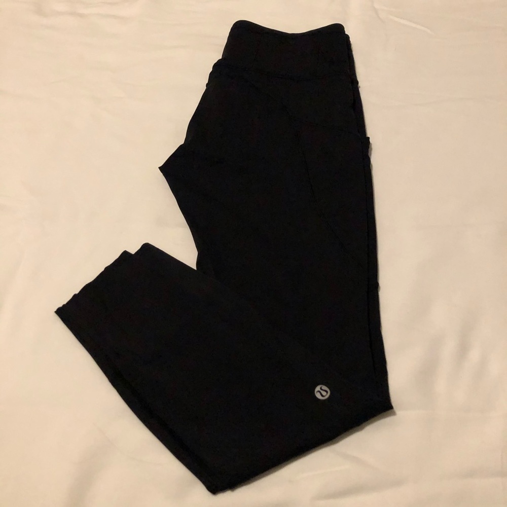 Black lululemon leggings